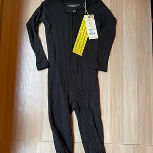 L’ovedbaby zipper footie